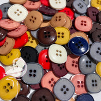 Buttons - Mixed lot of 14mm plain shiny buttons - flatback