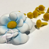 Flower centre "pollen" 13mm diameter with plastic stem x 10